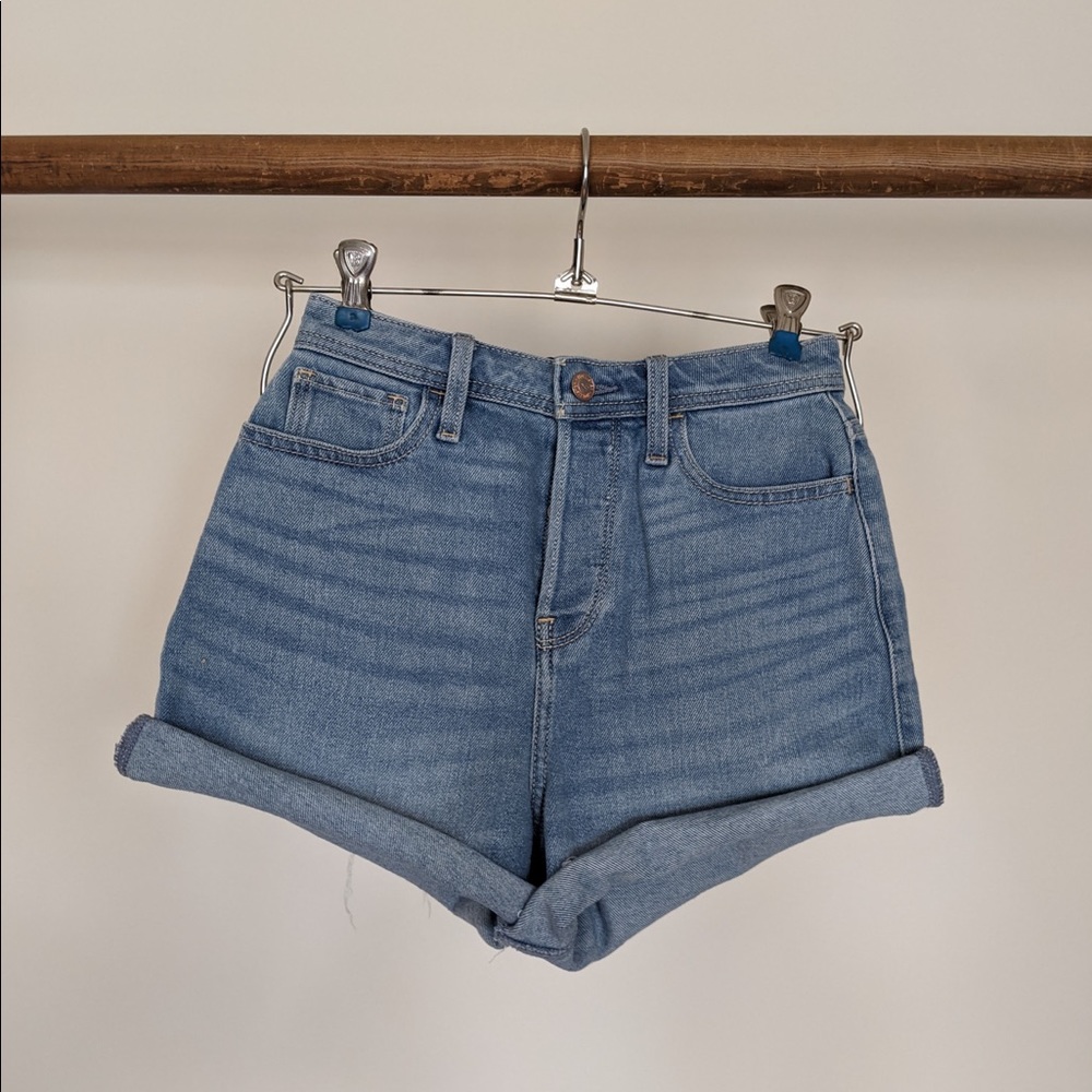 Hollister Jean shorts